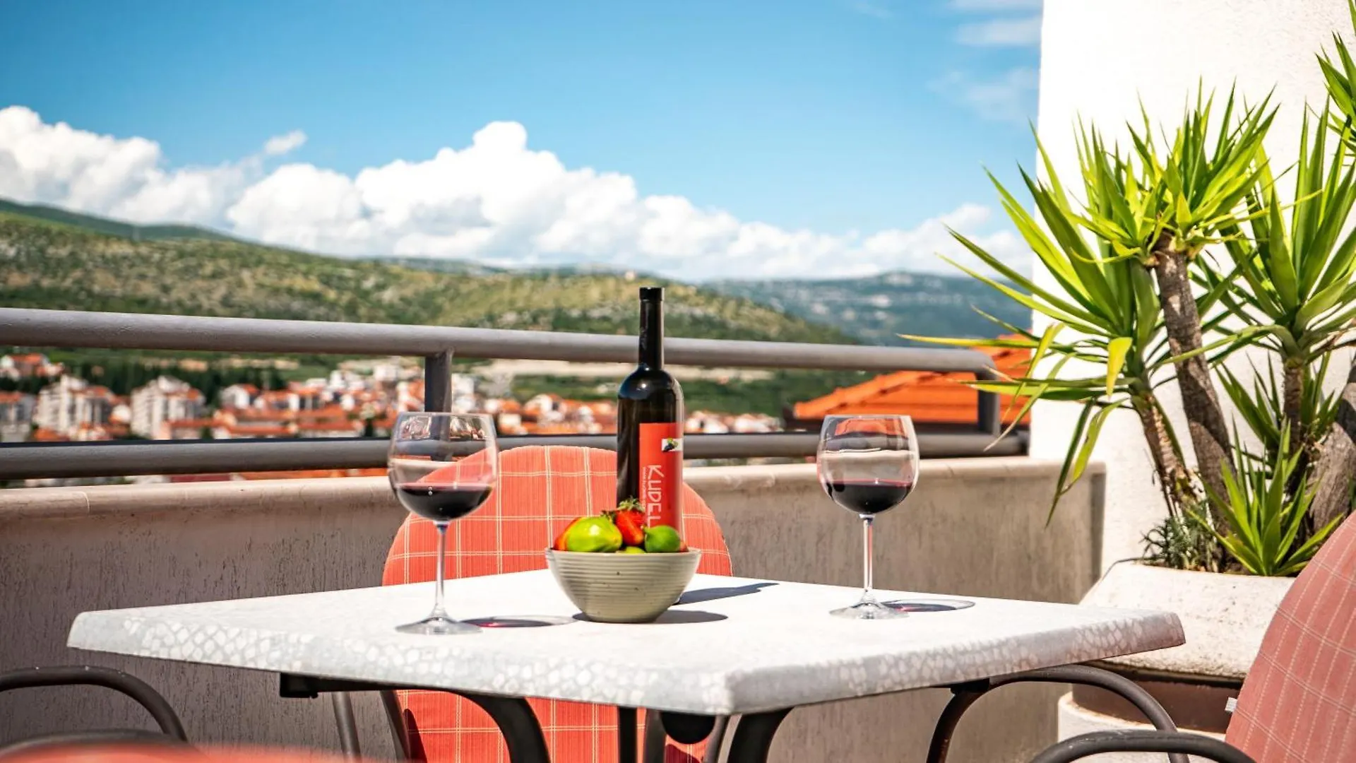 Apartments Kudelik Trogir