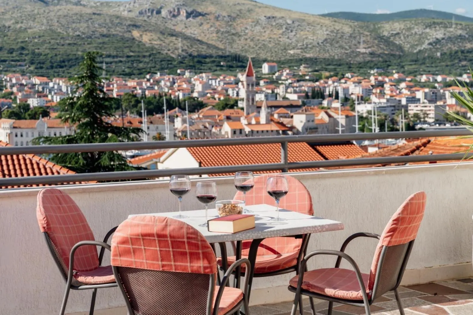 Apartments Kudelik Trogir